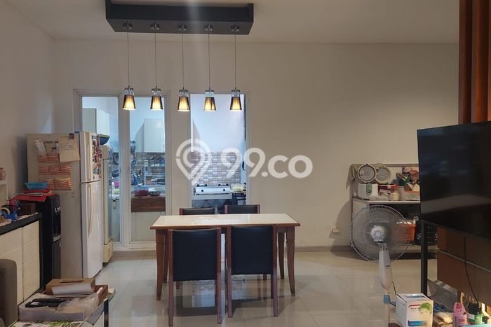 Rumah Eksklusif Dijual LT 119m2 di Karang Tengah, Tangerang Rumah Eksklusif Dijual LT 119m2 di Karang Tengah, Tangerang