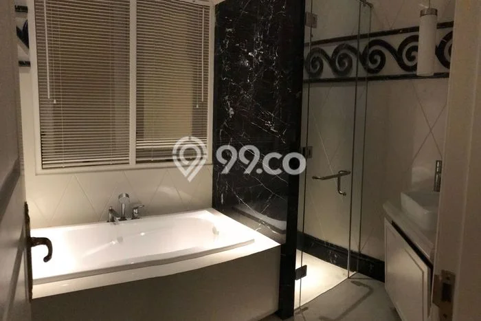 Rumah Elit Modern Tanpa Renovasi di Ancol Jakarta Utara Rumah Elit Modern Tanpa Renovasi di Ancol Jakarta Utara