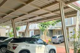Dijual Rumah Mewah Elegan Dengan View Cantik di Gading Serpong, Tangerang Dijual Rumah Mewah Elegan Dengan View Cantik di Gading Serpong, Tangerang