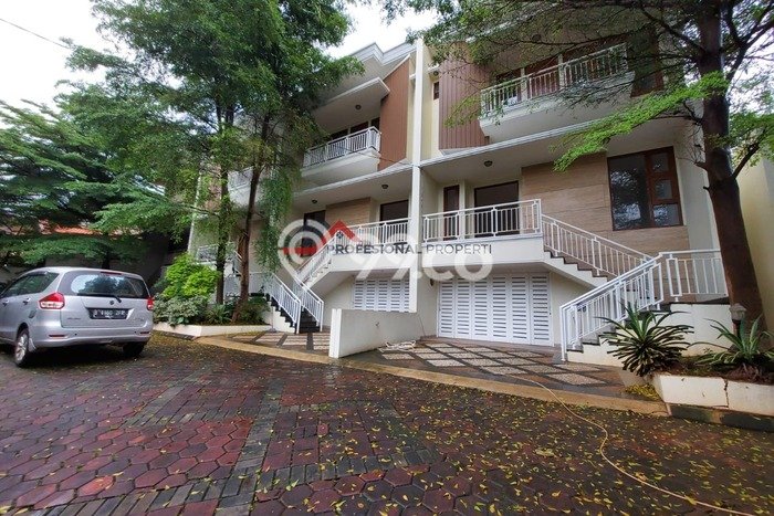 Hunian Elit LB 332m2 Siap Huni Desain Elegan di Pejaten, Jakarta Selatan Hunian Elit LB 332m2 Siap Huni Desain Elegan di Pejaten, Jakarta Selatan