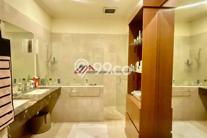 Jual Rumah Mewah Elegan Dengan View Eksklusif di Pejaten, Jakarta Selatan Jual Rumah Mewah Elegan Dengan View Eksklusif di Pejaten, Jakarta Selatan