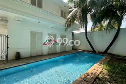 Rumah Luxury Modern Tanpa Renovasi di Kemang Jakarta Selatan Rumah Luxury Modern Tanpa Renovasi di Kemang Jakarta Selatan