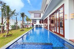 For Sale! Luxury House LT 1066m2 Desain Elegan di Kemang For Sale! Luxury House LT 1066m2 Desain Elegan di Kemang