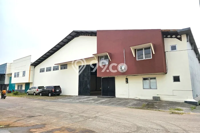FOR RENT! Gudang di Jatake Cocok untuk Bisnis 696m2 FOR RENT! Gudang di Jatake Cocok untuk Bisnis 696m2