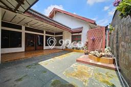 Komersial untuk disewa di Laweyan punya LT 719m2 & LB 500m2 harga sewa kompetitif Komersial untuk disewa di Laweyan punya LT 719m2 & LB 500m2 harga sewa kompetitif