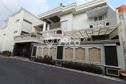 SPECIAL OFFER! Rumah Nyaman area Banjarsari, LT 420m2m² Bangunan 1000m2m² SPECIAL OFFER! Rumah Nyaman area Banjarsari, LT 420m2m² Bangunan 1000m2m²