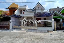 Rumah Strategis Modern Lb 187m2 di Gentan, Solo Rumah Strategis Modern Lb 187m2 di Gentan, Solo