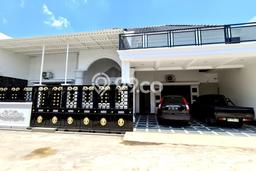 Dijual Cepat Rumah Bagus Siap Huni LB 200m2 di Gentan, Solo Dijual Cepat Rumah Bagus Siap Huni LB 200m2 di Gentan, Solo