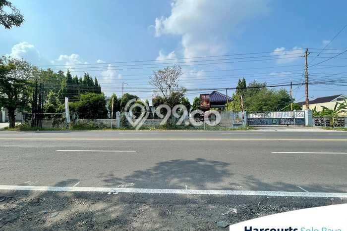 Gudang Komersial Disewakan di Colomadu Solo Luas 1800m2 Gudang Komersial Disewakan di Colomadu Solo Luas 1800m2