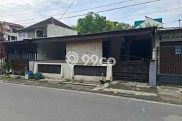 For Sale Rumah 3 Kamar Lokasi Strategis Bagus dan Strategis di mojosongo For Sale Rumah 3 Kamar Lokasi Strategis Bagus dan Strategis di mojosongo