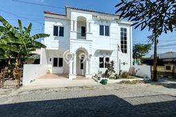 Rumah area Gentan, 4 KT, Lingkungan Tenang Rumah area Gentan, 4 KT, Lingkungan Tenang
