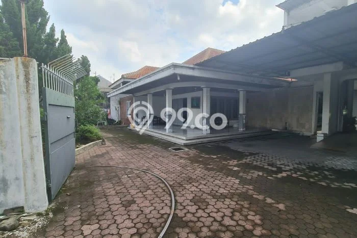 Rumah sewa siap pakai 4 Kamar Tidur di penumping, Surakarta Rumah sewa siap pakai 4 Kamar Tidur di penumping, Surakarta