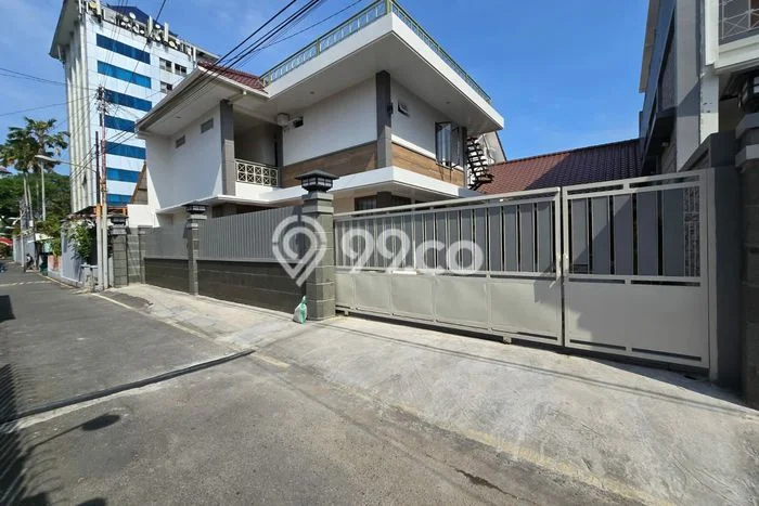 Dijual Rumah Mewah Exclusive di Laweyan, Surakarta Dijual Rumah Mewah Exclusive di Laweyan, Surakarta