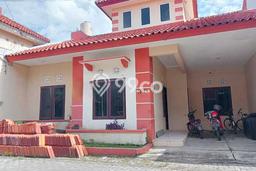 Dijual Cepat Rumah Favorit Siap Huni LB 200m2 di Gentan, Solo Dijual Cepat Rumah Favorit Siap Huni LB 200m2 di Gentan, Solo