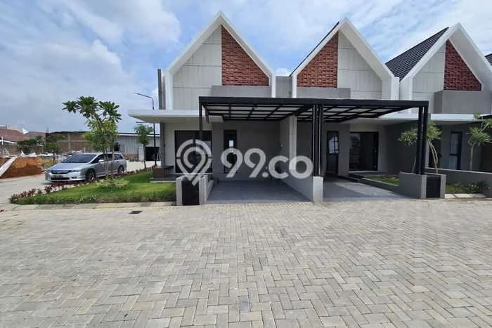 For Sale Rumah 2 Kamar Lokasi Strategis Bagus dan Strategis di Gentan For Sale Rumah 2 Kamar Lokasi Strategis Bagus dan Strategis di Gentan