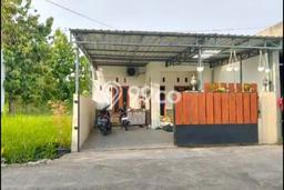 Rumah Kawasan Colomadu, Luas 113m², LB 95m² Rumah Kawasan Colomadu, Luas 113m², LB 95m²