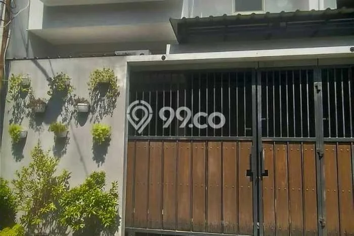 Rumah 3 KT 2 KM Newly Built di Lokasi Prestisius Serengan, Surakarta Rumah 3 KT 2 KM Newly Built di Lokasi Prestisius Serengan, Surakarta