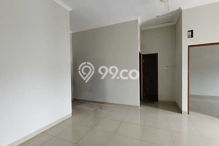 Jual Rumah Bagus Siap Huni LB 225m2 di Banjarsari, Solo Jual Rumah Bagus Siap Huni LB 225m2 di Banjarsari, Solo
