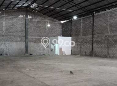 Gudang disewakan lokasi strategis Slamet Riyadi Solo 450m2 Gudang disewakan lokasi strategis Slamet Riyadi Solo 450m2