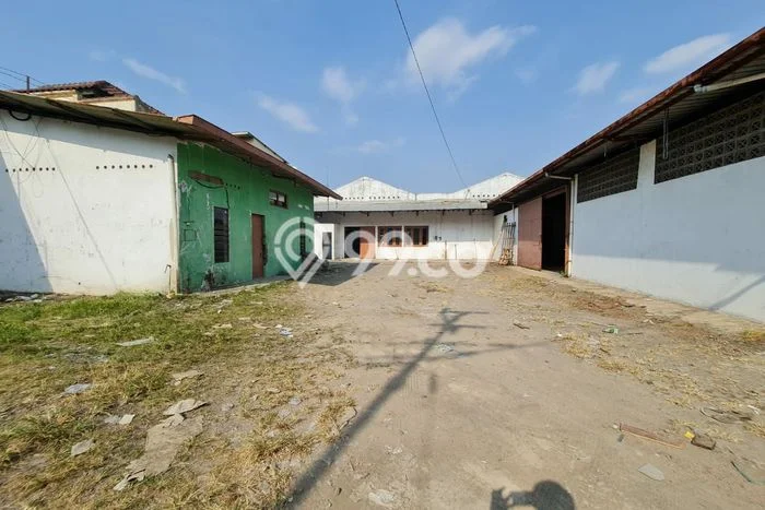 Gudang untuk disewa di Karanganyar punya LT 1100m2 & LB 700m2 harga sewa kompetitif Gudang untuk disewa di Karanganyar punya LT 1100m2 & LB 700m2 harga sewa kompetitif