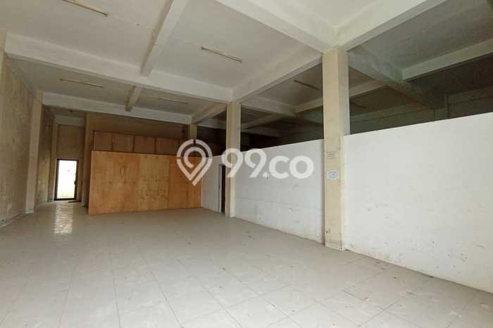 HARGA SPESIAL! Ruko di Grogol, Luas 750m², Jalan Utama HARGA SPESIAL! Ruko di Grogol, Luas 750m², Jalan Utama