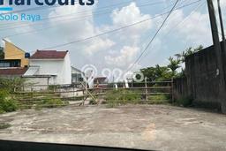 Dijual Tanah di Gentan Solo Luas 255m2 SHM Dijual Tanah di Gentan Solo Luas 255m2 SHM