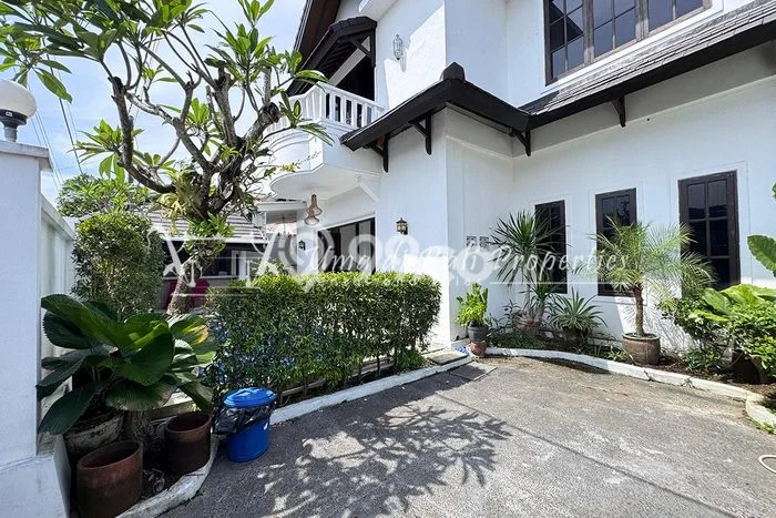Jarang Ada! Rumah Kontrakan 3 Kamar Bagus Siap Huni Umalas Jarang Ada! Rumah Kontrakan 3 Kamar Bagus Siap Huni Umalas