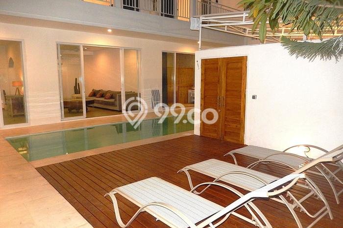 Rumah Strategis kawasan , 6 KM, Area Tenang, Luas 250m2m² Bangunan 195m2m² Rumah Strategis kawasan , 6 KM, Area Tenang, Luas 250m2m² Bangunan 195m2m²