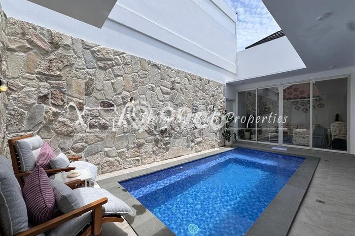 Rumah Sewa Badung LT 150m2 LB 90m2 Kawasan Canggu Rumah Sewa Badung LT 150m2 LB 90m2 Kawasan Canggu