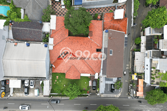 Rumah Mewah LB 500m2 Siap Huni Desain Elegan di Kemang, Jakarta Selatan Rumah Mewah LB 500m2 Siap Huni Desain Elegan di Kemang, Jakarta Selatan