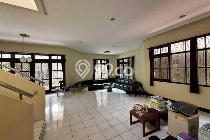 FOR SALE! Vila di Bogor Barat, Area 423m2m², Posisi Strategis FOR SALE! Vila di Bogor Barat, Area 423m2m², Posisi Strategis