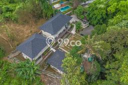 Vila Premium Kawasan , Ukuran 900m2m², Dekat ke berbagai fasilitas Vila Premium Kawasan , Ukuran 900m2m², Dekat ke berbagai fasilitas