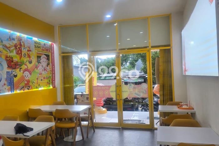 Ruko Dijual di Jakarta Barat LT 100m2 & LB 433m2 Lokasi Terbaik! Ruko Dijual di Jakarta Barat LT 100m2 & LB 433m2 Lokasi Terbaik!