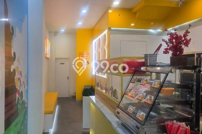 Ruko Dijual di Jakarta Barat LT 100m2 & LB 433m2 Lokasi Terbaik! Ruko Dijual di Jakarta Barat LT 100m2 & LB 433m2 Lokasi Terbaik!