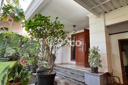 Ready to Use! Luxury House LT 473m2 Desain Modern di Pondok Indah Ready to Use! Luxury House LT 473m2 Desain Modern di Pondok Indah