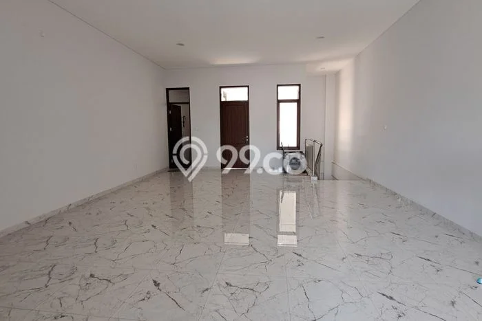 Ruko Usaha Dijual di Gunung Pati Semarang LT 125m2 & LB 80m2 Ruko Usaha Dijual di Gunung Pati Semarang LT 125m2 & LB 80m2