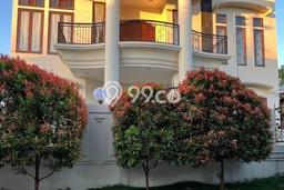 For Sale Rumah Elit Exclusive di Tembalang, Semarang For Sale Rumah Elit Exclusive di Tembalang, Semarang
