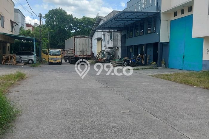 Lokasi Strategis! Dijual Gudang Bisnis di Jati Uwung, Tangerang Kondisi Bagus Lokasi Strategis! Dijual Gudang Bisnis di Jati Uwung, Tangerang Kondisi Bagus