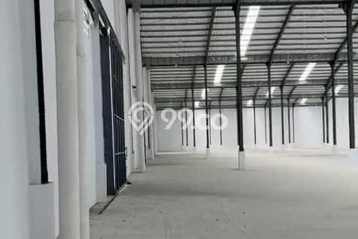 Disewakan Gudang di Pakuhaji Tangerang LT 2000m2, LB 1672m2 Disewakan Gudang di Pakuhaji Tangerang LT 2000m2, LB 1672m2