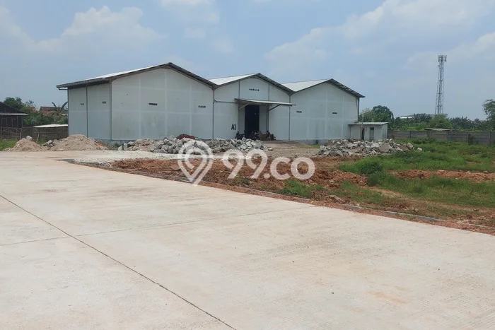Gudang disewakan di Curug Tangerang dengan luas bangunan 600m2 Gudang disewakan di Curug Tangerang dengan luas bangunan 600m2