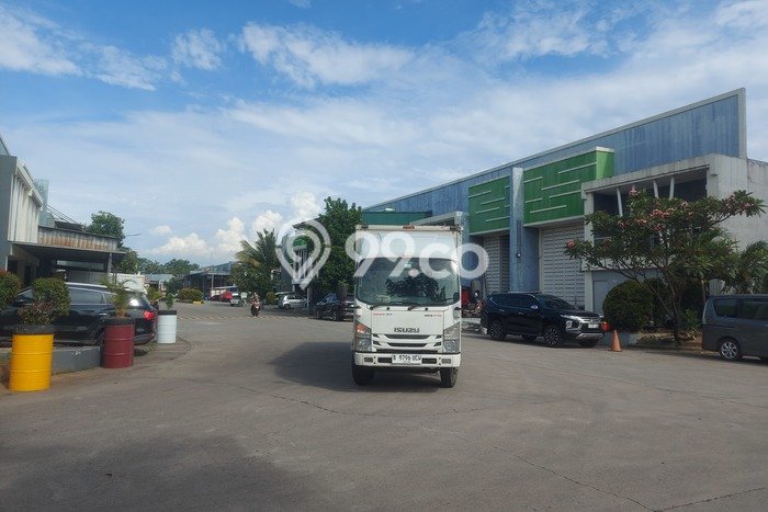 Area Strategis! Disewakan Gudang Lokasi Karawaci, Tangerang Cocok untuk Bisnis Area Strategis! Disewakan Gudang Lokasi Karawaci, Tangerang Cocok untuk Bisnis