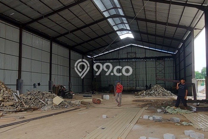 Unit Gudang Disewa Lokasi Kebon Jeruk, Jakarta Barat Spesifikasi Luas Bangunan 814m2 Unit Gudang Disewa Lokasi Kebon Jeruk, Jakarta Barat Spesifikasi Luas Bangunan 814m2