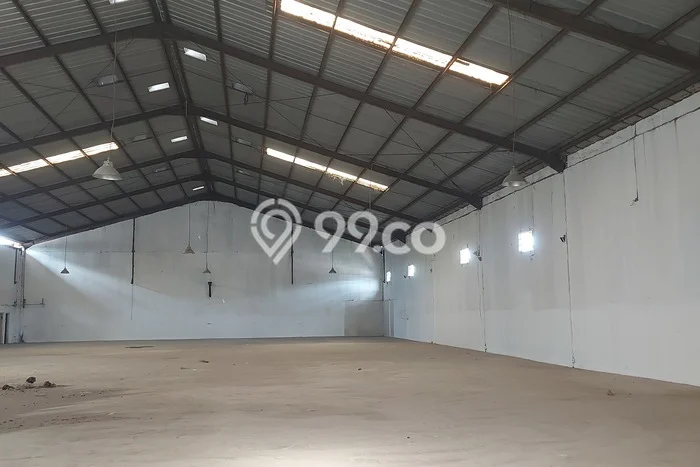 Unit Gudang Paling Strategis di Cipondoh Tangerang dengan LB 1600m2 Unit Gudang Paling Strategis di Cipondoh Tangerang dengan LB 1600m2