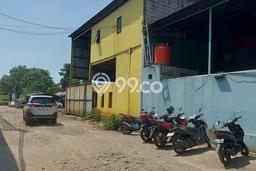 Disewakan Gudang di Kawasan Ramai Jatake Luas 550m2 Disewakan Gudang di Kawasan Ramai Jatake Luas 550m2