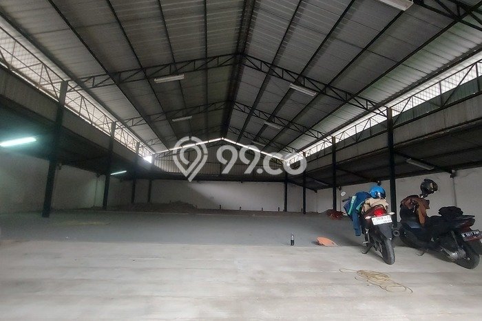 Gudang Disewa di Cipondoh, Tangerang, LT 920m2 / LB 750m2 Gudang Disewa di Cipondoh, Tangerang, LT 920m2 / LB 750m2