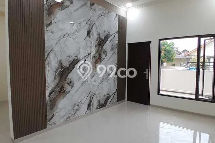 Jual Rumah Favorit Siap Huni LB 180m2 di Semarang Barat, Semarang Jual Rumah Favorit Siap Huni LB 180m2 di Semarang Barat, Semarang