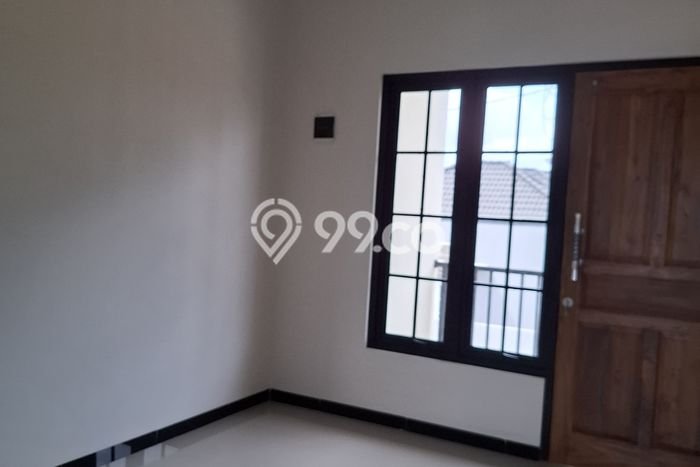 Rumah Modern Minimalis 3 Kamar Siap Huni di Banyumanik Rumah Modern Minimalis 3 Kamar Siap Huni di Banyumanik