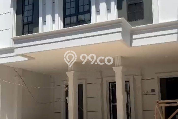 For Sale Rumah Mewah Exclusive di Tembalang, Semarang For Sale Rumah Mewah Exclusive di Tembalang, Semarang