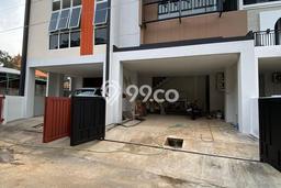Rumah Akses Mudah area Majapahit, Semarang, Luas 80m² Bangunan 185m² Rumah Akses Mudah area Majapahit, Semarang, Luas 80m² Bangunan 185m²