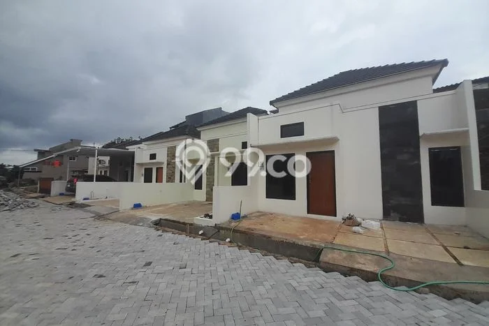 Dijual Rumah Murah di Banyumanik Semarang Harga Rp 485 Juta LT 70m2 Dijual Rumah Murah di Banyumanik Semarang Harga Rp 485 Juta LT 70m2